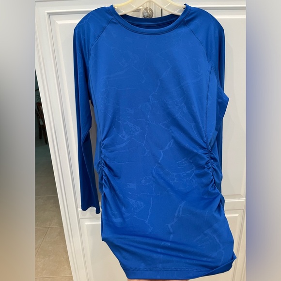 Reel Legends, Keep-it-Cool, Women’s Size L.  Blue with a slight blue print. - Picture 2 of 9